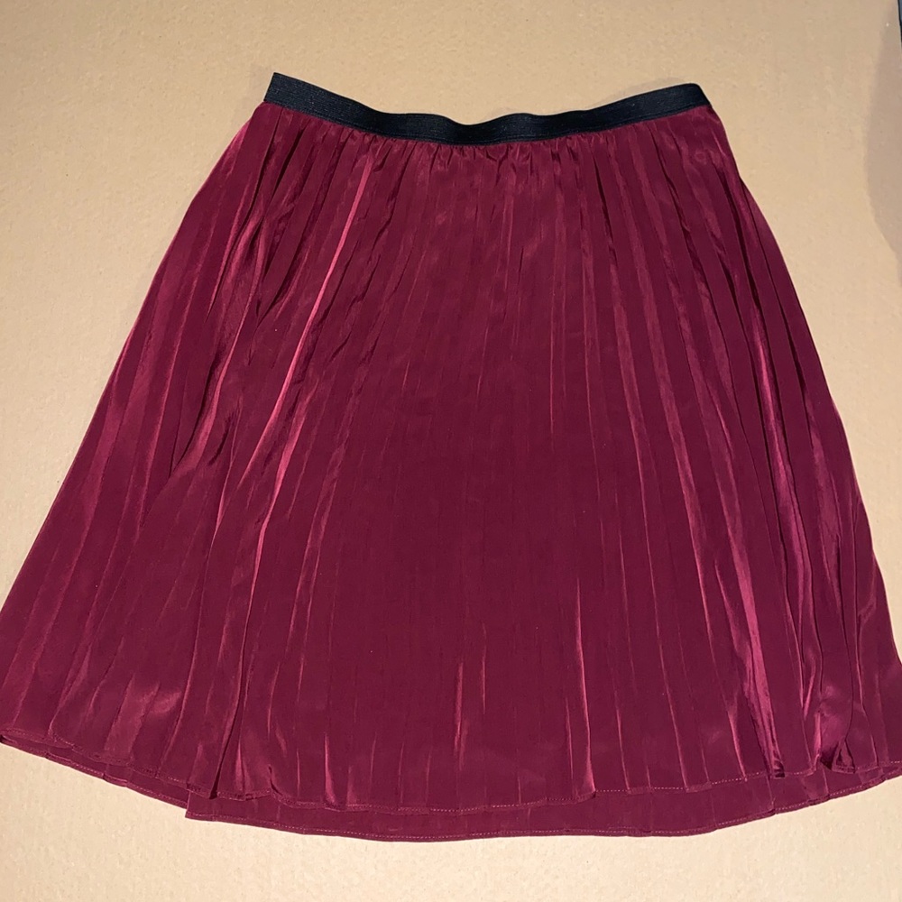 Burgundy pleated skirt